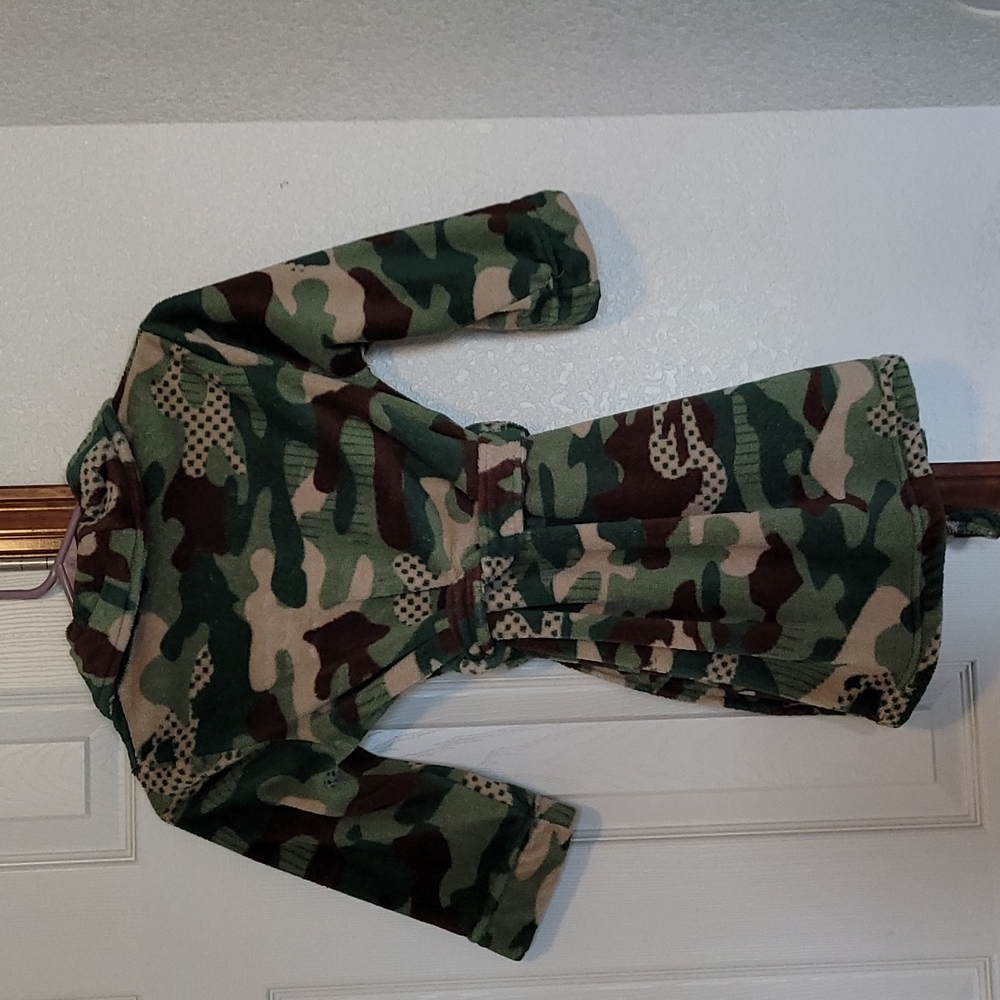 Cherokee Boy's Robe - Picture 3 of 5